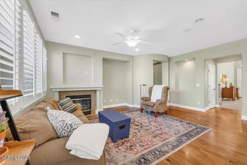 6026 Quintessa, Sparks, Nevada 89436, 3 Bedrooms Bedrooms, ,3 BathroomsBathrooms,Residential,Residential,Quintessa,250054223