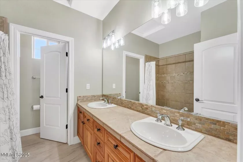 6026 Quintessa, Sparks, Nevada 89436, 3 Bedrooms Bedrooms, ,3 BathroomsBathrooms,Residential,Residential,Quintessa,250054223
