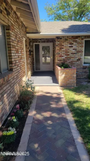 1010 Winnie, Carson City, Nevada 89701, 3 Bedrooms Bedrooms, ,2 BathroomsBathrooms,Residential,Residential,Winnie,250054226