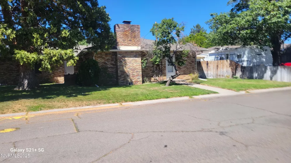 1010 Winnie, Carson City, Nevada 89701, 3 Bedrooms Bedrooms, ,2 BathroomsBathrooms,Residential,Residential,Winnie,250054226