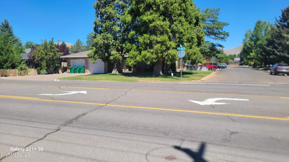1010 Winnie, Carson City, Nevada 89701, 3 Bedrooms Bedrooms, ,2 BathroomsBathrooms,Residential,Residential,Winnie,250054226