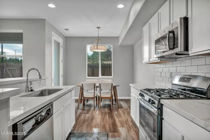 2195 Santona, Reno, Nevada 89523, 3 Bedrooms Bedrooms, ,3 BathroomsBathrooms,Residential,Residential,Santona,250054228