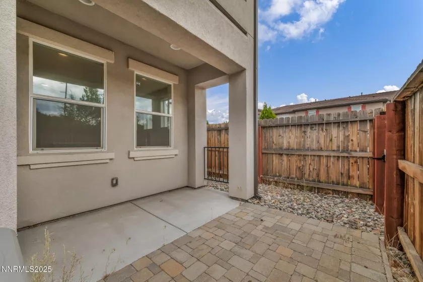 2195 Santona, Reno, Nevada 89523, 3 Bedrooms Bedrooms, ,3 BathroomsBathrooms,Residential,Residential,Santona,250054228