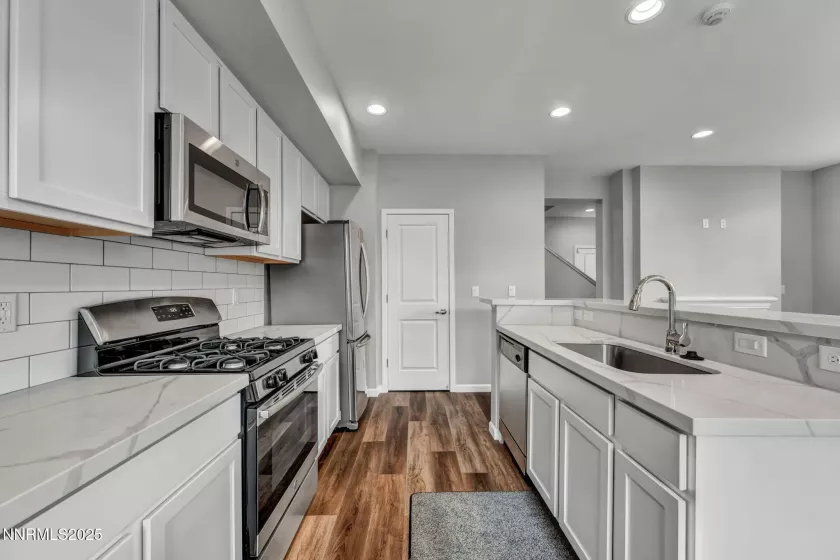 2195 Santona, Reno, Nevada 89523, 3 Bedrooms Bedrooms, ,3 BathroomsBathrooms,Residential,Residential,Santona,250054228