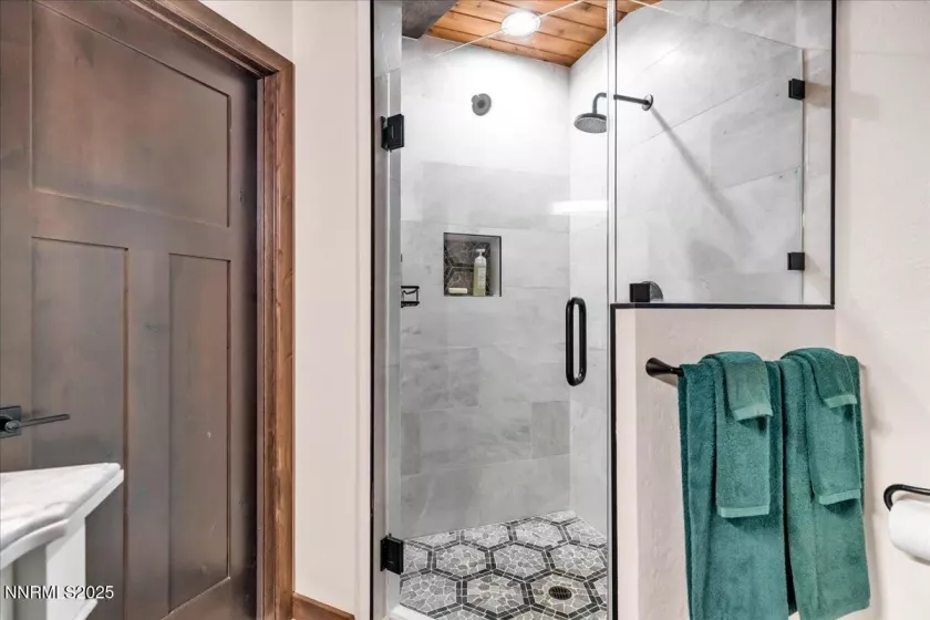 370 Summit, Stateline, Nevada 89449, 2 Bedrooms Bedrooms, ,3 BathroomsBathrooms,Residential,Residential,Summit,250054233
