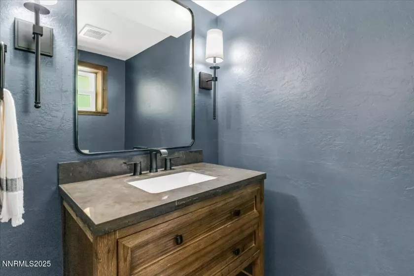 370 Summit, Stateline, Nevada 89449, 2 Bedrooms Bedrooms, ,3 BathroomsBathrooms,Residential,Residential,Summit,250054233