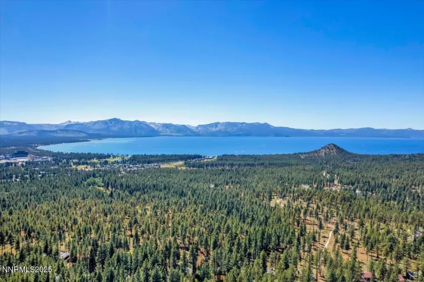 370 Summit, Stateline, Nevada 89449, 2 Bedrooms Bedrooms, ,3 BathroomsBathrooms,Residential,Residential,Summit,250054233