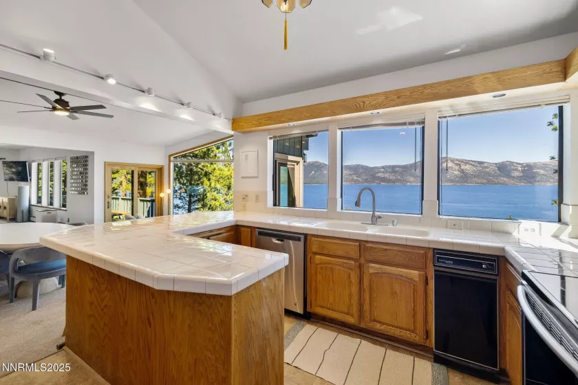 240 Lakeshore, Crystal Bay, Nevada 89402, 3 Bedrooms Bedrooms, ,3 BathroomsBathrooms,Residential,Residential,Lakeshore,250054232