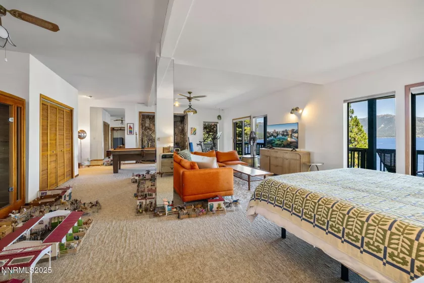 240 Lakeshore, Crystal Bay, Nevada 89402, 3 Bedrooms Bedrooms, ,3 BathroomsBathrooms,Residential,Residential,Lakeshore,250054232