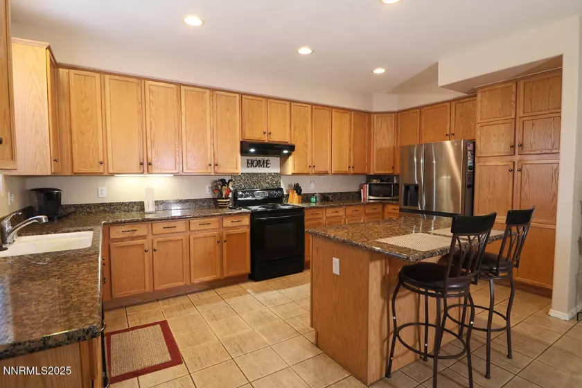 400 Copper Vista, Reno, Nevada 89506, 4 Bedrooms Bedrooms, ,3 BathroomsBathrooms,Residential,Residential,Copper Vista,250054236