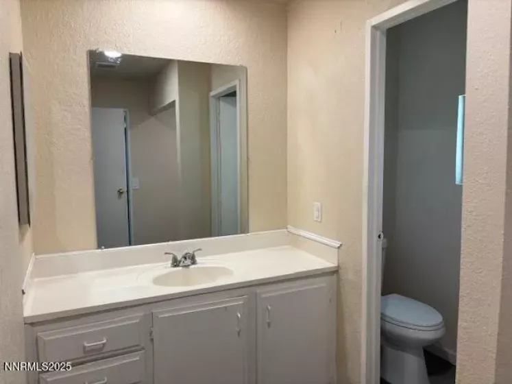 255 Zircon, Reno, Nevada 89521, 3 Bedrooms Bedrooms, ,3 BathroomsBathrooms,Residential,Residential,Zircon,250054248