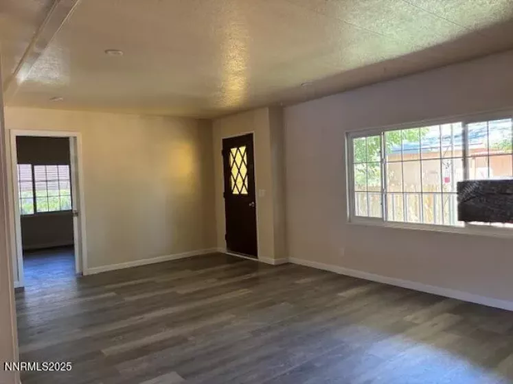 255 Zircon, Reno, Nevada 89521, 3 Bedrooms Bedrooms, ,3 BathroomsBathrooms,Residential,Residential,Zircon,250054248