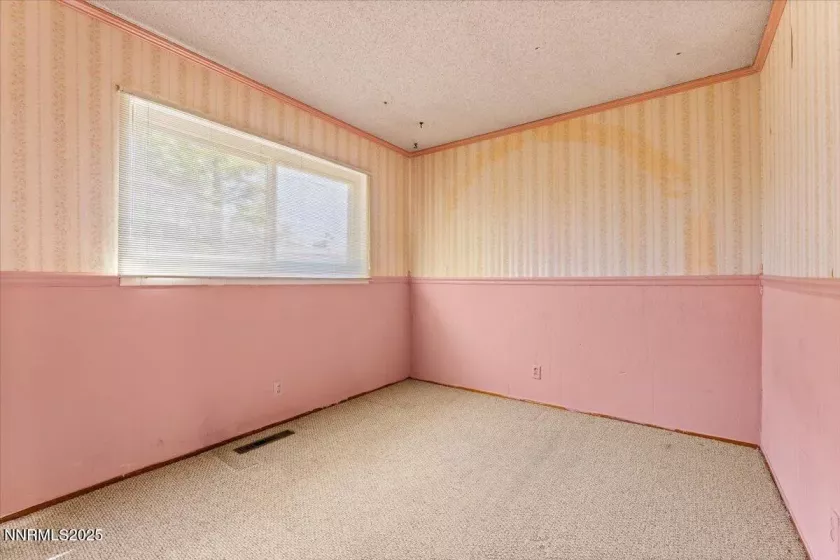 119 Devere, Sparks, Nevada 89431, 4 Bedrooms Bedrooms, ,2 BathroomsBathrooms,Residential,Residential,Devere,250054247