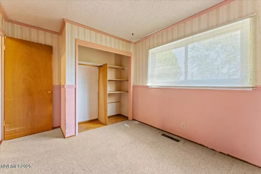 119 Devere, Sparks, Nevada 89431, 4 Bedrooms Bedrooms, ,2 BathroomsBathrooms,Residential,Residential,Devere,250054247