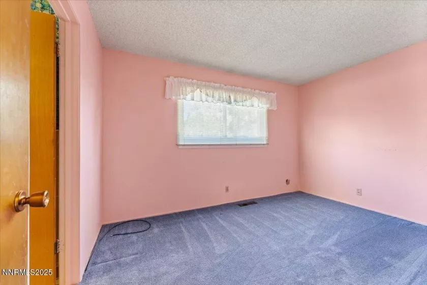 119 Devere, Sparks, Nevada 89431, 4 Bedrooms Bedrooms, ,2 BathroomsBathrooms,Residential,Residential,Devere,250054247