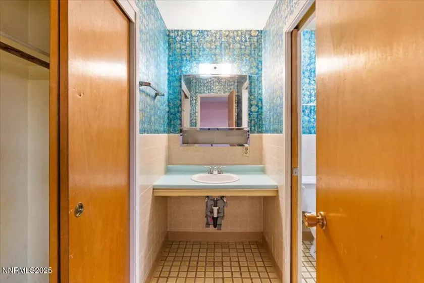 119 Devere, Sparks, Nevada 89431, 4 Bedrooms Bedrooms, ,2 BathroomsBathrooms,Residential,Residential,Devere,250054247