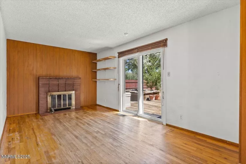 119 Devere, Sparks, Nevada 89431, 4 Bedrooms Bedrooms, ,2 BathroomsBathrooms,Residential,Residential,Devere,250054247