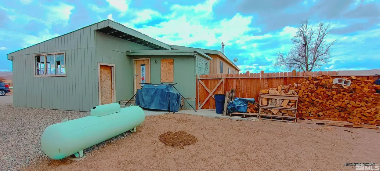 1 Spence, Yerington, Nevada 89447, 2 Bedrooms Bedrooms, ,2 BathroomsBathrooms,Residential,Residential,Spence,250004367