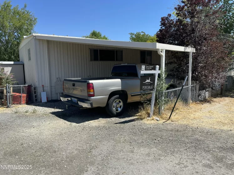 1236 Kingslane, Gardnerville, Nevada 89410, 2 Bedrooms Bedrooms, ,2 BathroomsBathrooms,Residential,Residential,Kingslane,250054263