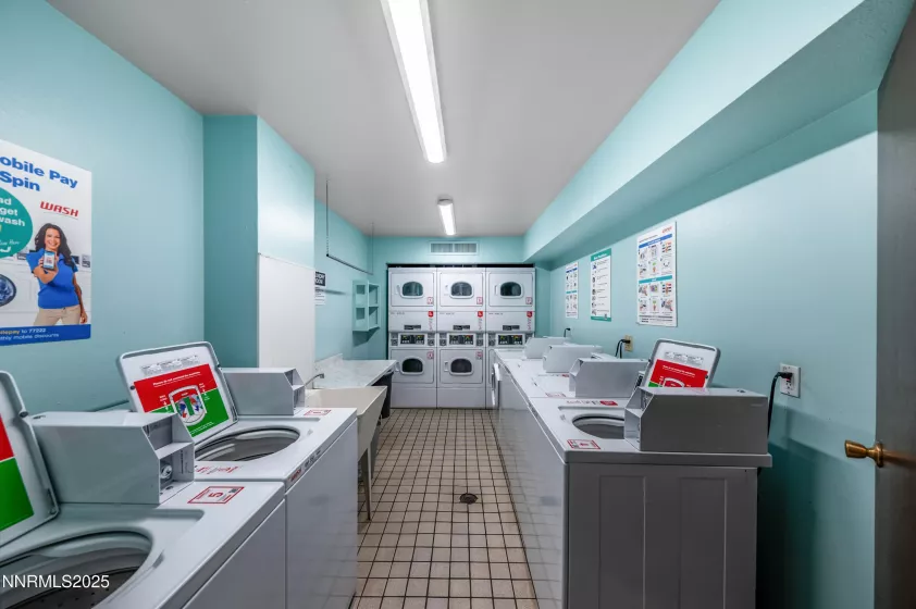 2700 Plumas St, Reno, Nevada 89509, ,1 BathroomBathrooms,Residential,Residential,Plumas St,250054289