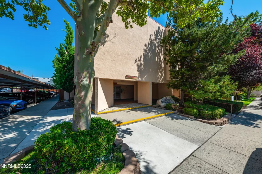 2700 Plumas St, Reno, Nevada 89509, ,1 BathroomBathrooms,Residential,Residential,Plumas St,250054289