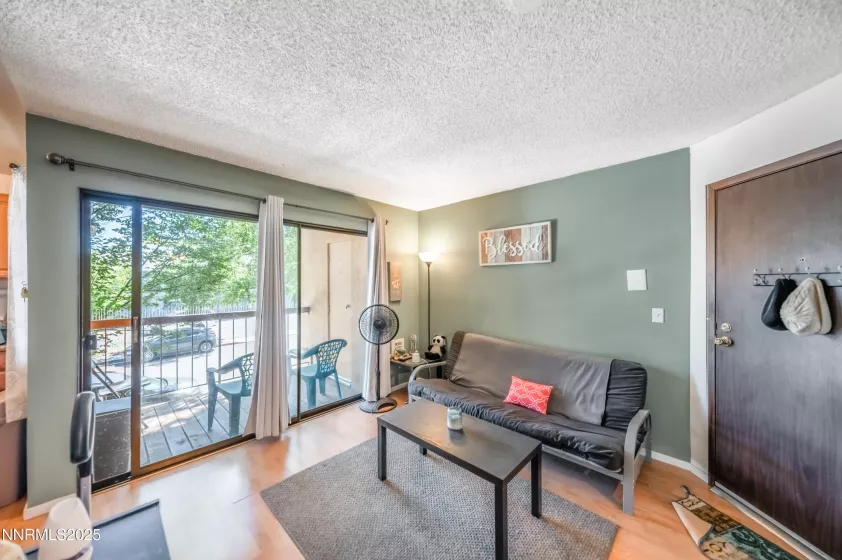 2700 Plumas St, Reno, Nevada 89509, ,1 BathroomBathrooms,Residential,Residential,Plumas St,250054289