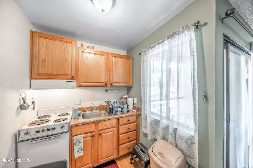 2700 Plumas St, Reno, Nevada 89509, ,1 BathroomBathrooms,Residential,Residential,Plumas St,250054289