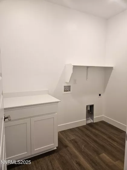 1205 Spur, Gardnerville, Nevada 89410, 3 Bedrooms Bedrooms, ,2 BathroomsBathrooms,Residential,Residential,Spur,250052701