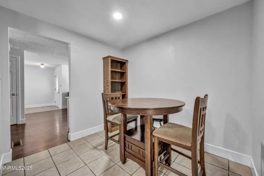 4405 Mesa Grande, Reno, Nevada 89502, 3 Bedrooms Bedrooms, ,2 BathroomsBathrooms,Residential,Residential,Mesa Grande,250054325