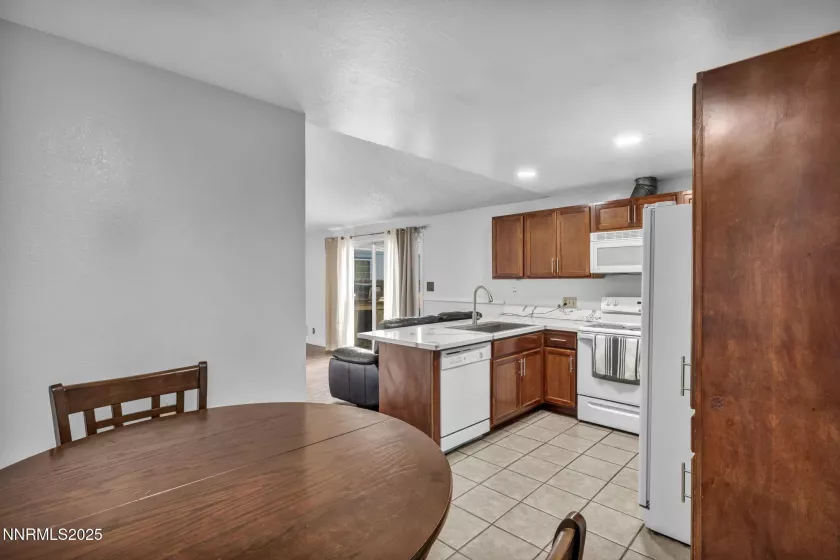 4405 Mesa Grande, Reno, Nevada 89502, 3 Bedrooms Bedrooms, ,2 BathroomsBathrooms,Residential,Residential,Mesa Grande,250054325