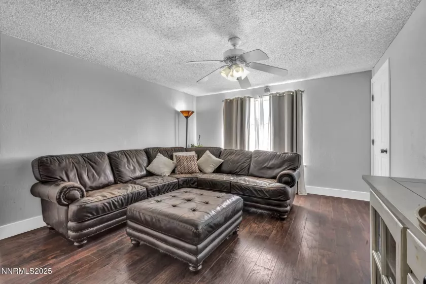 4405 Mesa Grande, Reno, Nevada 89502, 3 Bedrooms Bedrooms, ,2 BathroomsBathrooms,Residential,Residential,Mesa Grande,250054325