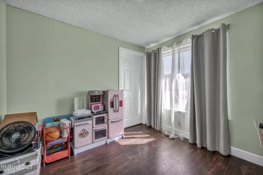 4405 Mesa Grande, Reno, Nevada 89502, 3 Bedrooms Bedrooms, ,2 BathroomsBathrooms,Residential,Residential,Mesa Grande,250054325