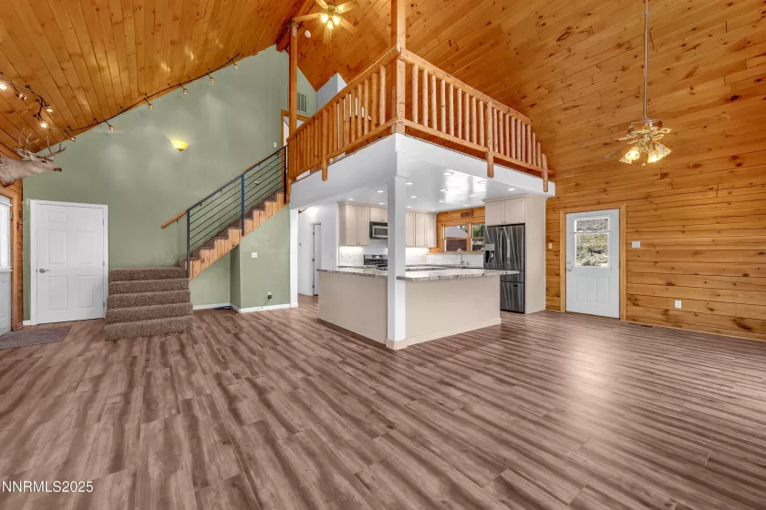 10310 Matterhorn, Reno, Nevada 89506, 3 Bedrooms Bedrooms, ,2 BathroomsBathrooms,Residential,Residential,Matterhorn,250054330