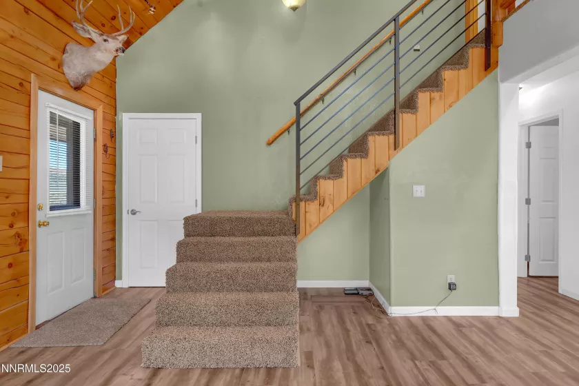 10310 Matterhorn, Reno, Nevada 89506, 3 Bedrooms Bedrooms, ,2 BathroomsBathrooms,Residential,Residential,Matterhorn,250054330