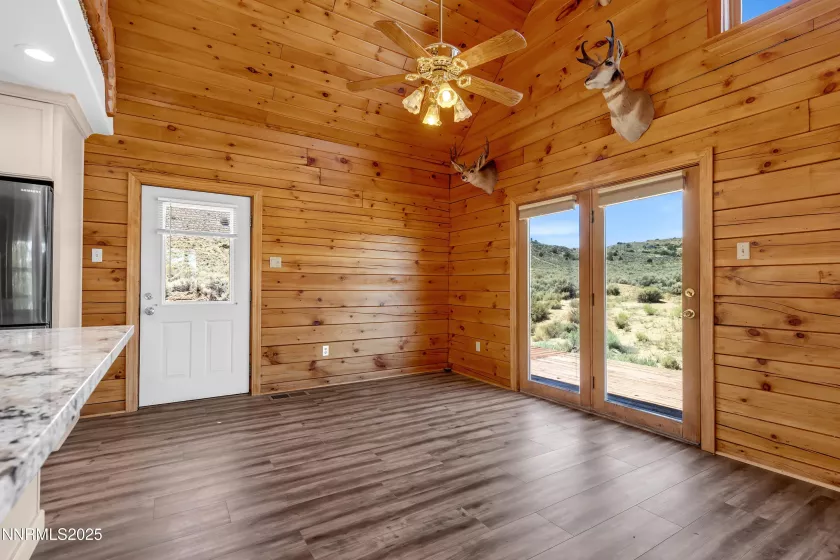 10310 Matterhorn, Reno, Nevada 89506, 3 Bedrooms Bedrooms, ,2 BathroomsBathrooms,Residential,Residential,Matterhorn,250054330