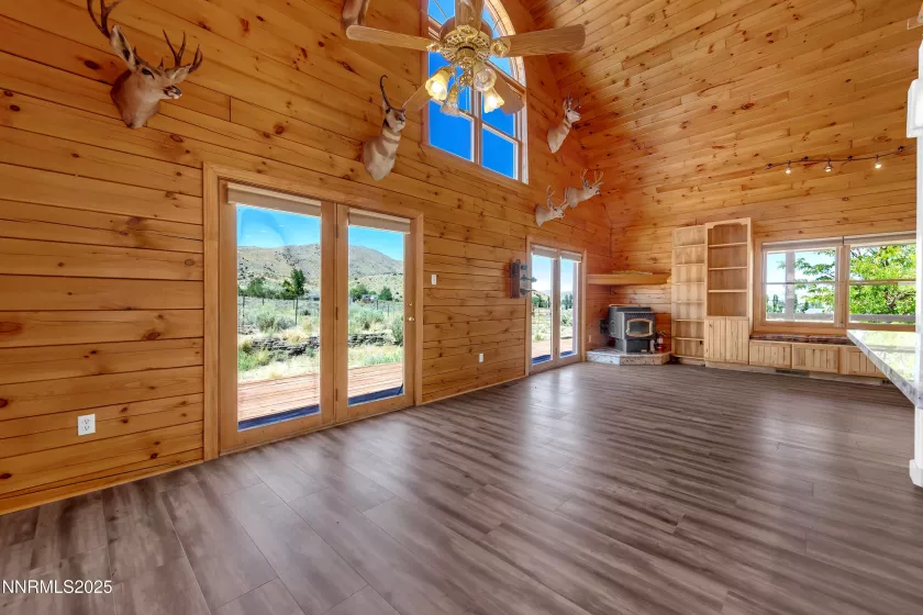 10310 Matterhorn, Reno, Nevada 89506, 3 Bedrooms Bedrooms, ,2 BathroomsBathrooms,Residential,Residential,Matterhorn,250054330