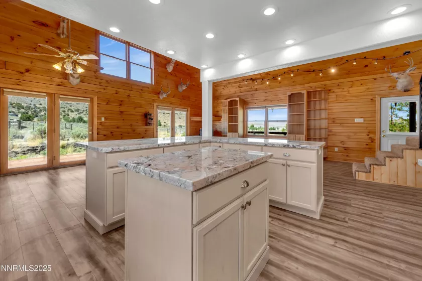 10310 Matterhorn, Reno, Nevada 89506, 3 Bedrooms Bedrooms, ,2 BathroomsBathrooms,Residential,Residential,Matterhorn,250054330