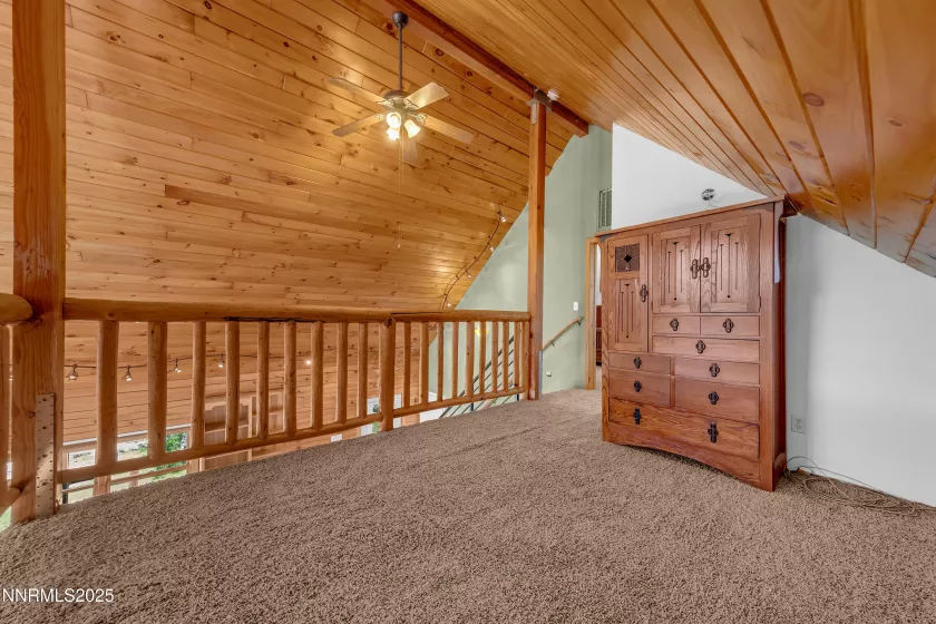 10310 Matterhorn, Reno, Nevada 89506, 3 Bedrooms Bedrooms, ,2 BathroomsBathrooms,Residential,Residential,Matterhorn,250054330