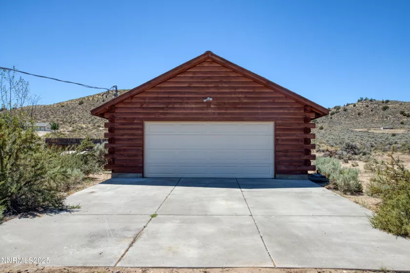 10310 Matterhorn, Reno, Nevada 89506, 3 Bedrooms Bedrooms, ,2 BathroomsBathrooms,Residential,Residential,Matterhorn,250054330