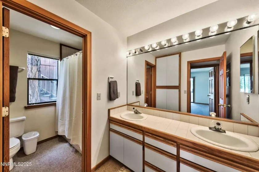 609 Lariat, Incline Village, Nevada 89451, 2 Bedrooms Bedrooms, ,2 BathroomsBathrooms,Residential,Residential,Lariat,250054331