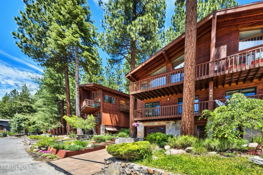 609 Lariat, Incline Village, Nevada 89451, 2 Bedrooms Bedrooms, ,2 BathroomsBathrooms,Residential,Residential,Lariat,250054331