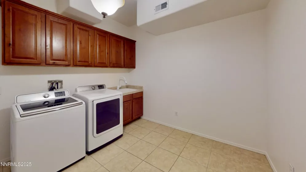 193 Maple, Winnemucca, Nevada 89445, 4 Bedrooms Bedrooms, ,3 BathroomsBathrooms,Residential,Residential,Maple,250054333