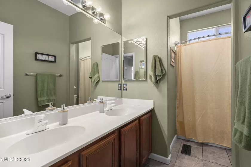 2755 Falcon View, Spanish Springs, Nevada 89436, 4 Bedrooms Bedrooms, ,2 BathroomsBathrooms,Residential,Residential,Falcon View,250054334