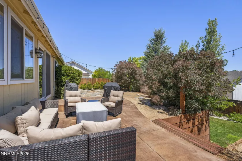 2755 Falcon View, Spanish Springs, Nevada 89436, 4 Bedrooms Bedrooms, ,2 BathroomsBathrooms,Residential,Residential,Falcon View,250054334