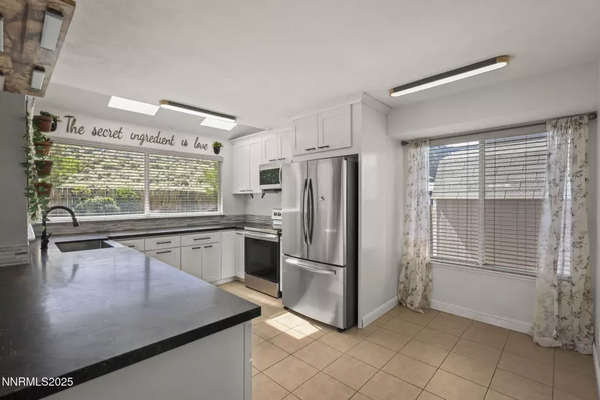 7094 Peppermint, Reno, Nevada 89506, 3 Bedrooms Bedrooms, ,3 BathroomsBathrooms,Residential,Residential,Peppermint,250054336