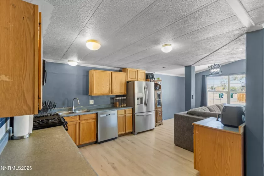 220 Haas, Sun Valley, Nevada 89433, 3 Bedrooms Bedrooms, ,2 BathroomsBathrooms,Residential,Residential,Haas,250054337