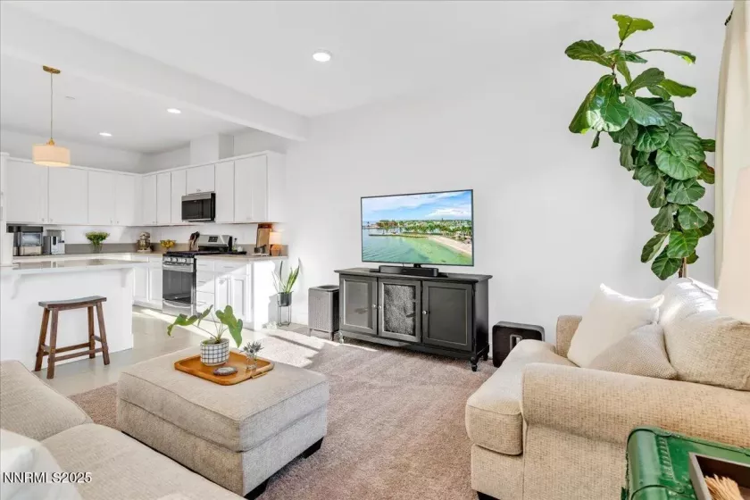 3610 Flare, Carson City, Nevada 89705, 3 Bedrooms Bedrooms, ,3 BathroomsBathrooms,Residential,Residential,Flare,250054343