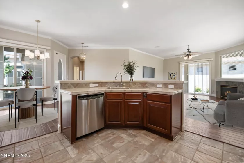 1475 Teal, Carson City, Nevada 89701, 2 Bedrooms Bedrooms, ,3 BathroomsBathrooms,Residential,Residential,Teal,250054347