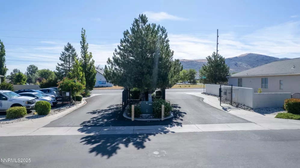 1475 Teal, Carson City, Nevada 89701, 2 Bedrooms Bedrooms, ,3 BathroomsBathrooms,Residential,Residential,Teal,250054347
