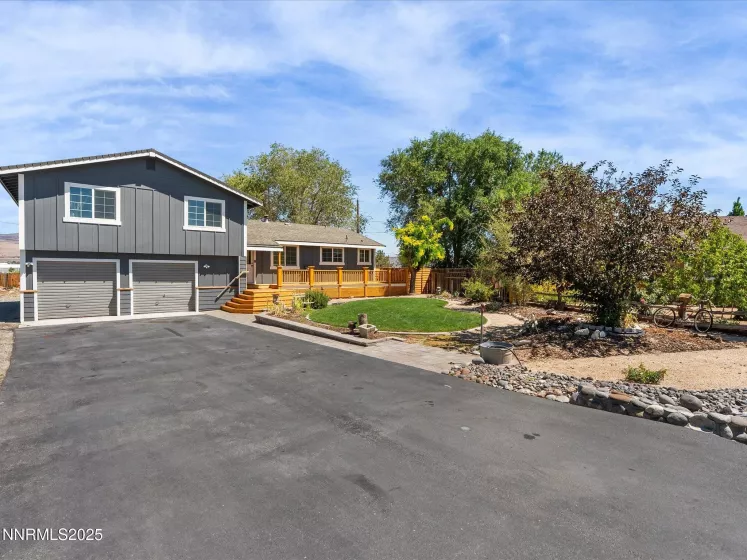50 Spring Mountain, Sparks, Nevada 89436, 4 Bedrooms Bedrooms, ,3 BathroomsBathrooms,Residential,Residential,Spring Mountain,250054348